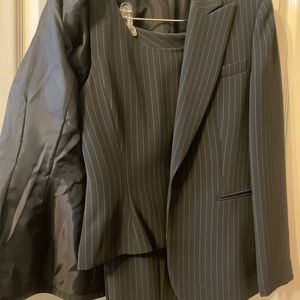Tahari  3 piece dress suit